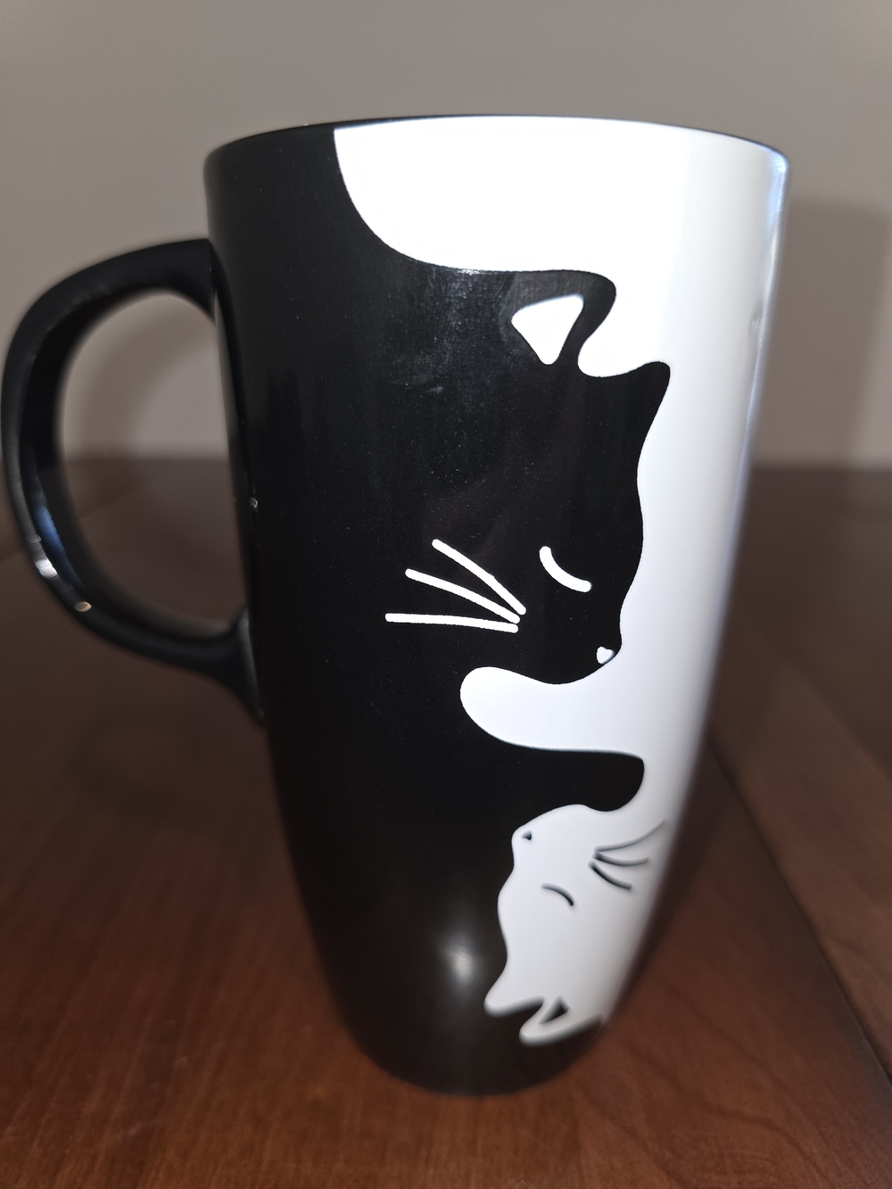 Black & White Cat Silhouette Mug, Yin Yang, Like New, 6" tall